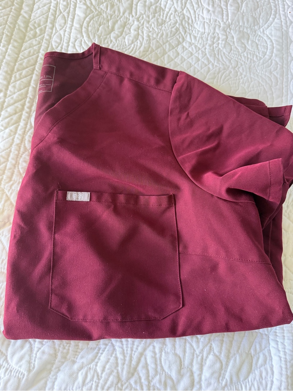 Figs burgundy/red 3xl scrub top